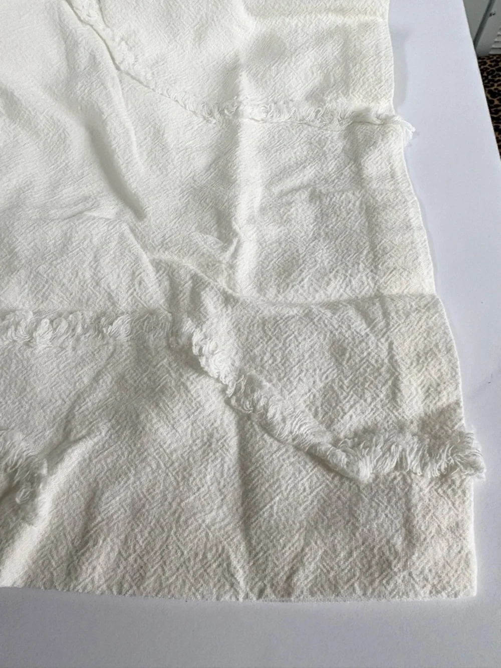NWT Urban Outfitters Margot Tufted Floral Sham Set